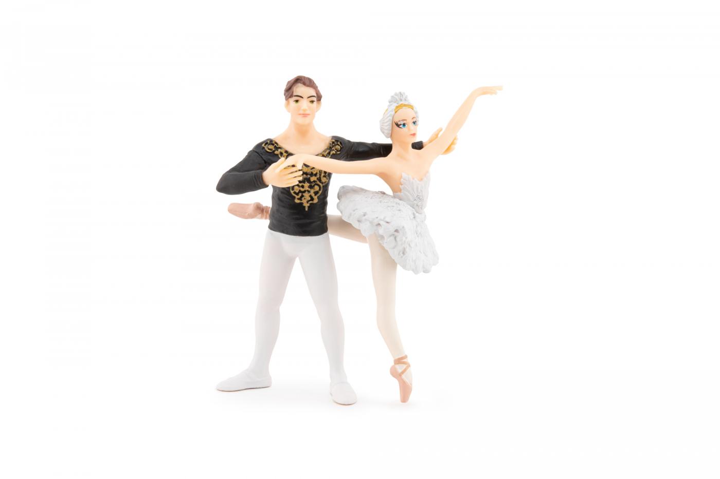 Papo 39128 Ballerine avec danseurs 10 cm dire et contes Papo 39128 Ballerine avec danseurs 10 cm dire et contes