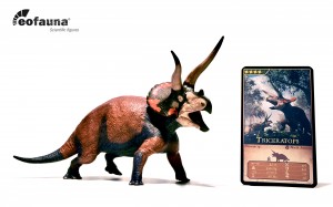Triceratops 1:35 Dominant eo006a