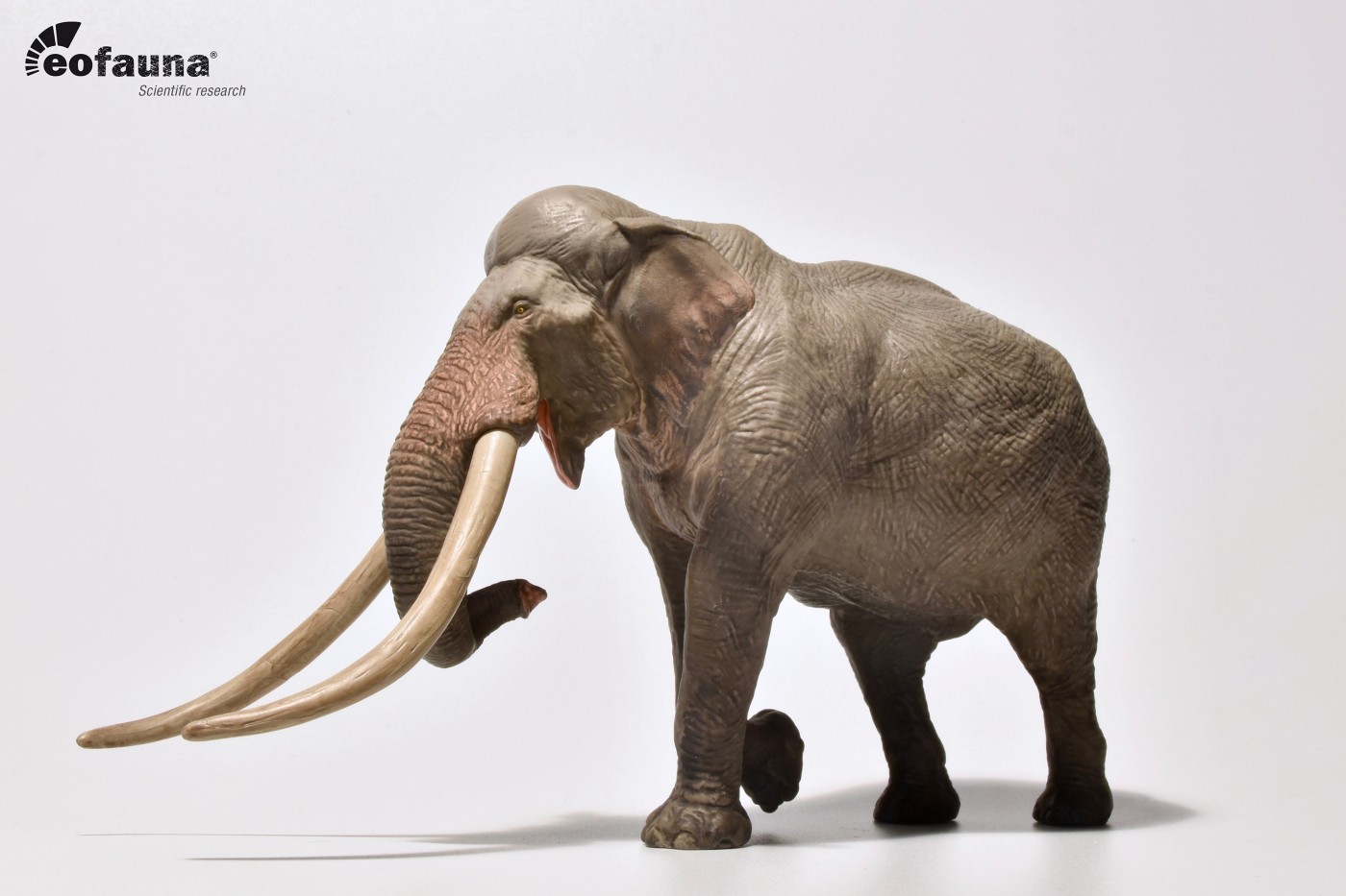 Gaia Elefant Puppe — Handgehäkelt Aus 100% Bio-Baumwolle, 21 Cm, Für Kinder Ab 0