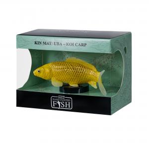 Mojo Kin-Matsuba-Koi Figur in einer Vitrine 381123